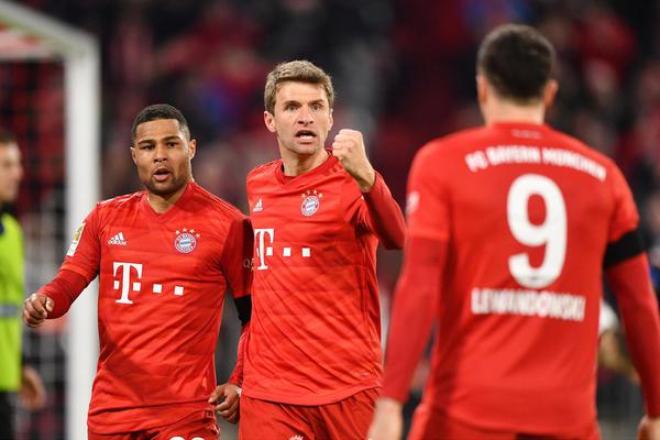  拜仁慕尼黑客场轻取奥格斯堡扩大德甲领先优势